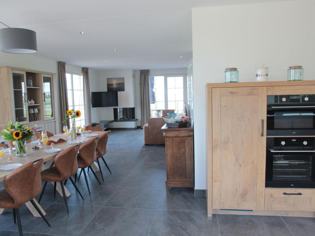 Beautiful And Spacious Villa With A Panoramic View Near The Beach Of 카잔바드 외부 사진